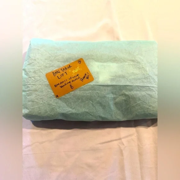 Ann Taylor LOFT Embellished Sleeveless Dress - Size 8 - Picture 13 of 13